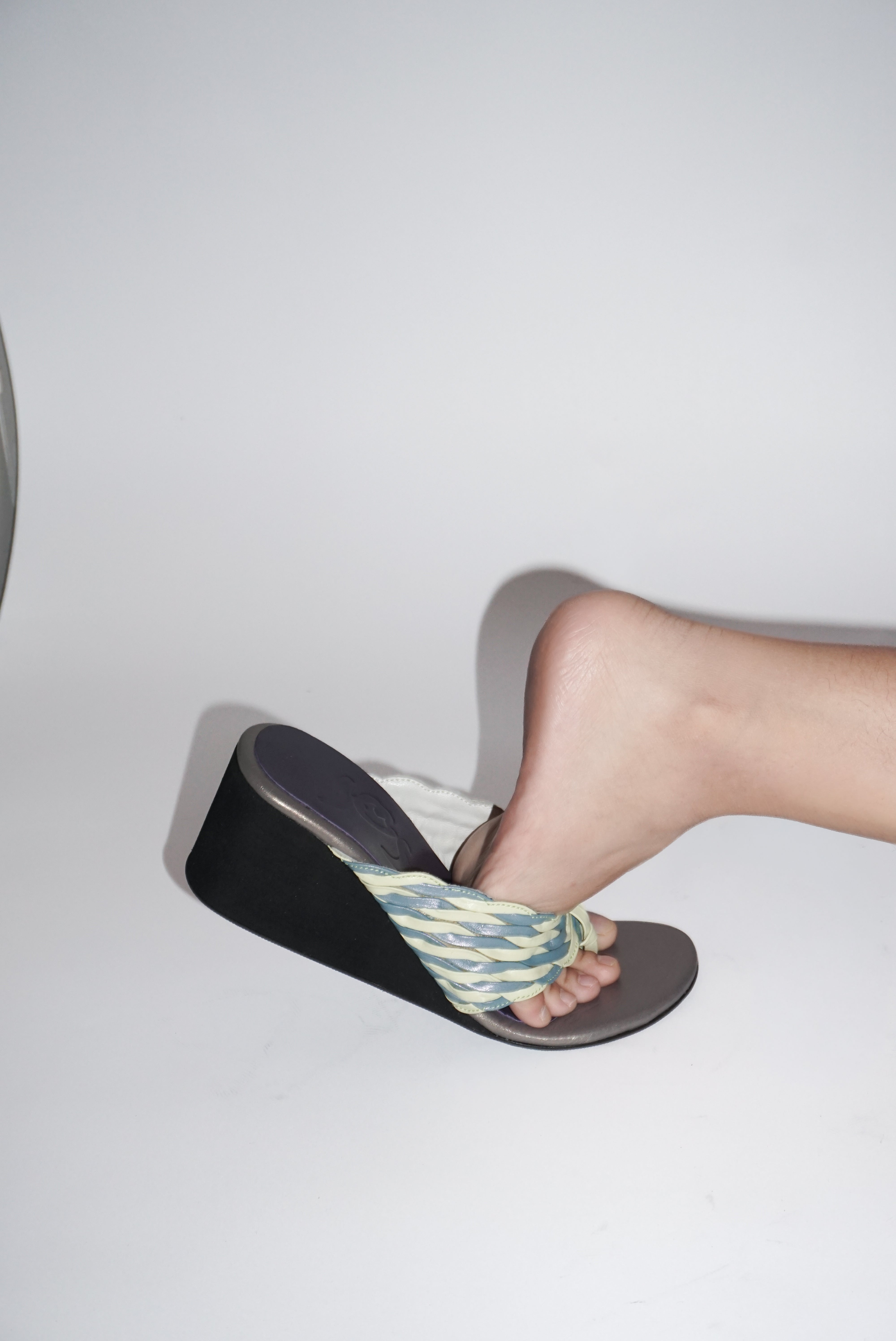 Gaia Wedge