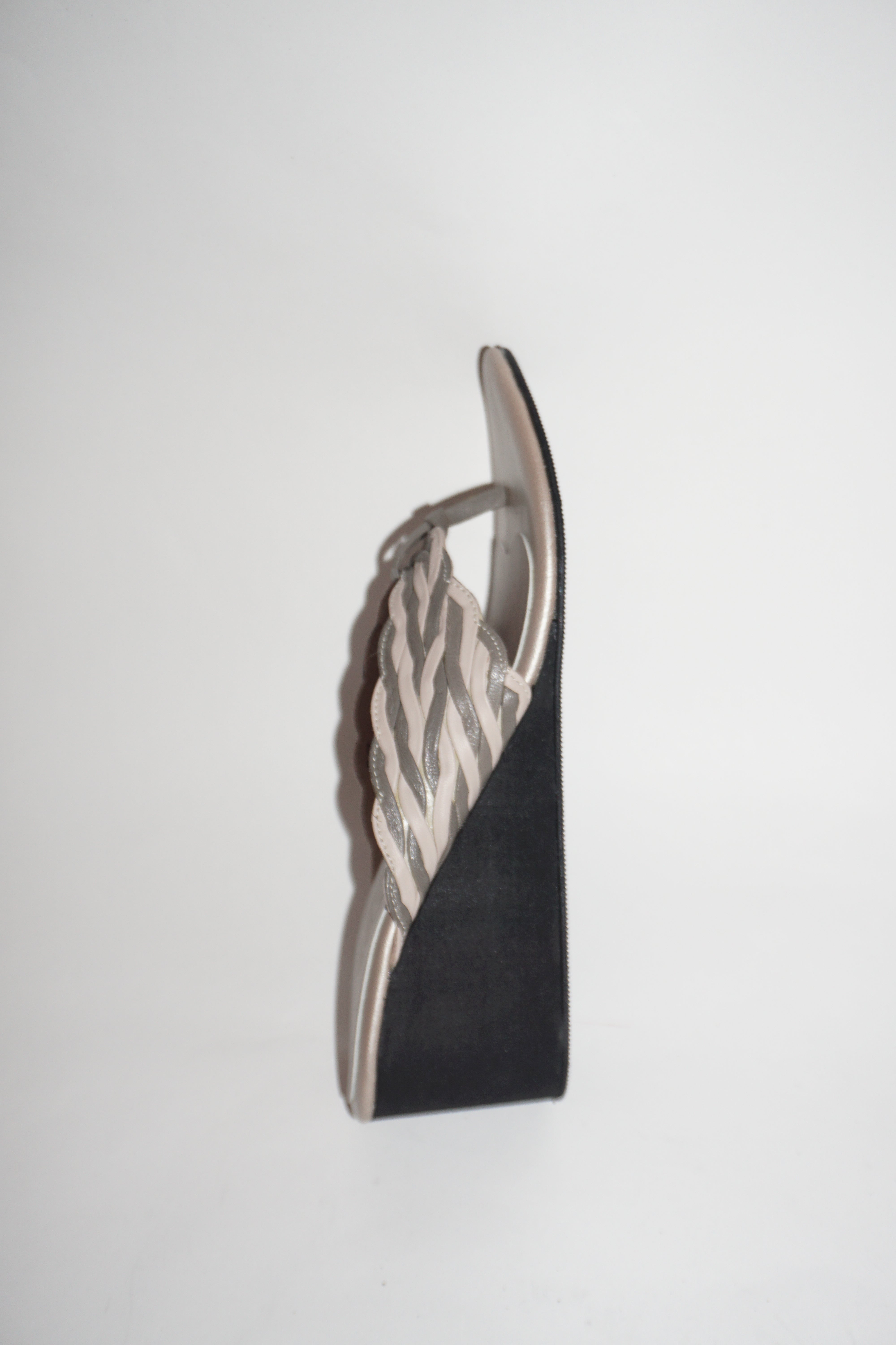 Gaia Wedge