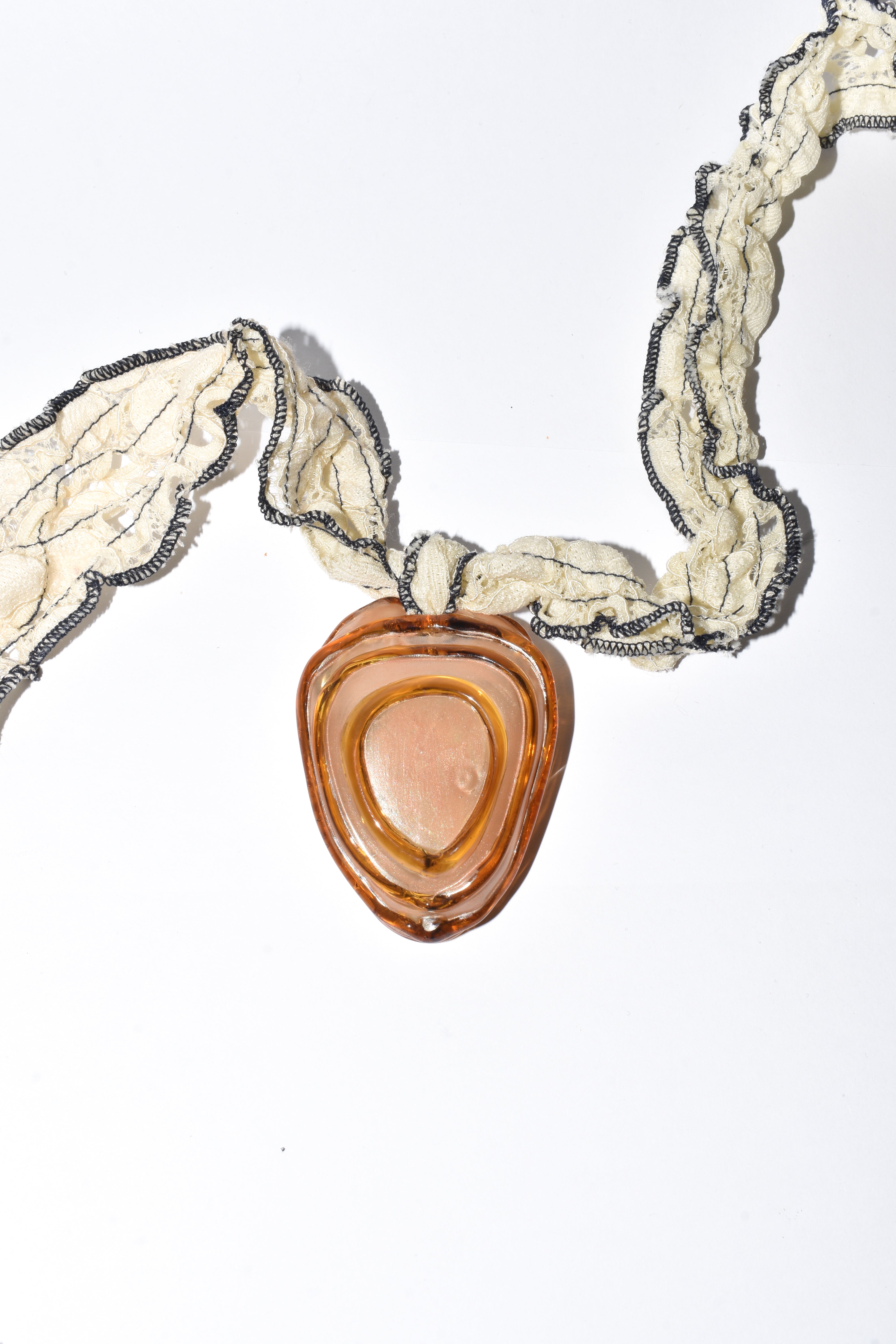 Pulo in Satin